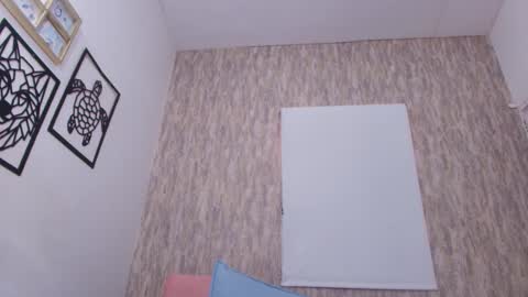 Snapshot of abby_pratt chatting on 11.05.25 Abby online show from 11.05.25