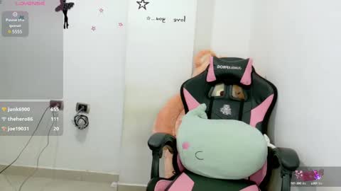 Snapshot of abby_tits chatting on 03.02.25 ABBY online show from 03.02.25