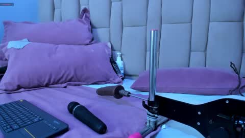 abbyadams23 online show from 01.09.25