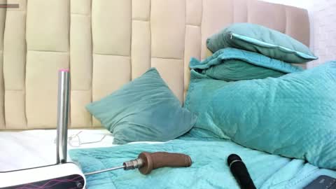 abbyadams23 online show from 01.13.25