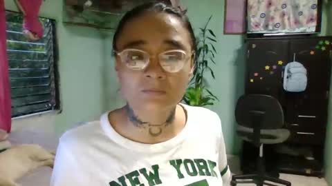 Snapshot of abbyasher chatting on 03.06.25 Abby online show from 03.06.25