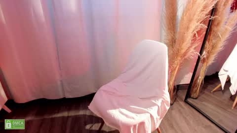 INSTAGRAM abby hall82 online show from 02.16.25