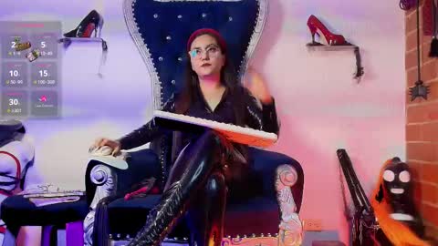 Snapshot of abbymora chatting on 11.05.25 Miss Abby online show from 11.05.25