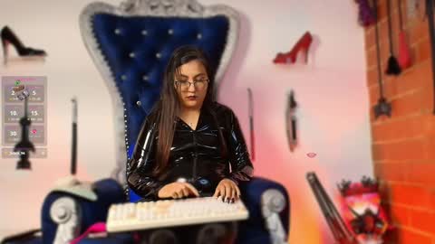 Snapshot of abbymora chatting on 11.26.25 Miss Abby online show from 11.26.25