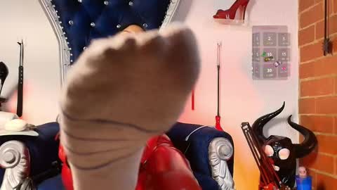 Snapshot of abbymora chatting on 12.14.25 Miss Abby online show from 12.14.25