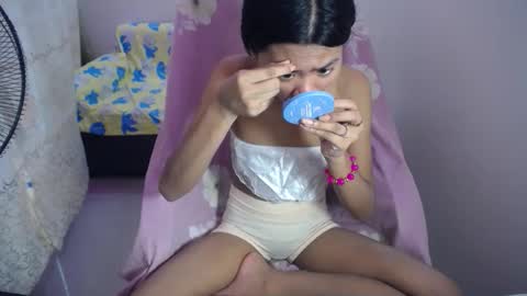 abbywinter18 online show from 09.13.25