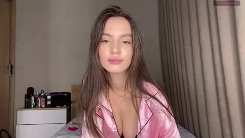 Snapshot of abdulasu_syuyumbike chatting on 11.26.25 ABDULASU online show from 11.26.25