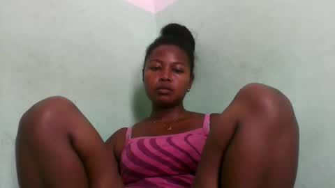 Snapshot of abella677022 chatting on 02.20.26 abella677022 online show from 02.20.26