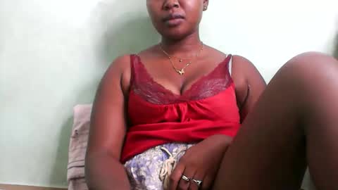 Snapshot of abella677022 chatting on 03.01.26 abella677022 online show from 03.01.26