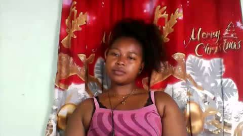 Snapshot of abella677022 chatting on 05.30.26 abella677022 online show from 05.30.26