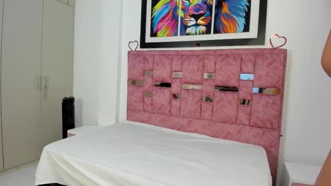 abella_lov online show from 10.23.25