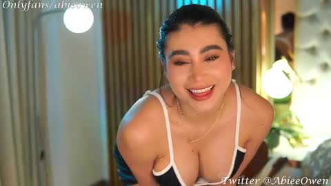abie_owen online show from 02.21.25