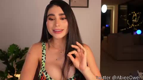 abie_owen online show from 07.01.26