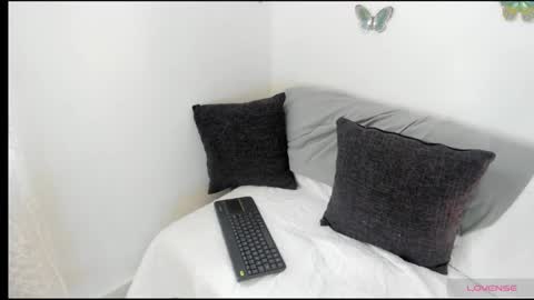 Snapshot of abigail_luna_ chatting on 01.22.25 abi online show from 01.22.25