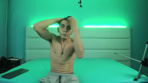 Snapshot of abrilandjulian chatting on 02.19.26 Abril and Julian online show from 02.19.26