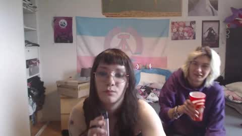 absintiliak online show from 05.18.26