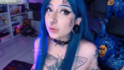 Acid or Iya  vacation November 19 to November 26 online show from 01.16.25