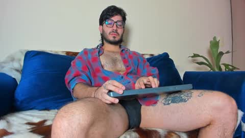 Snapshot of ackerman_eren_ chatting on 01.19.25 R. online show from 01.19.25