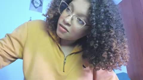 Snapshot of ada_gales_ chatting on 11.13.25 Isa online show from 11.13.25