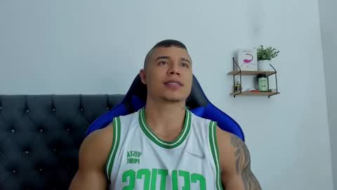 Snapshot of adam_boss chatting on 10.22.25 adam boss online show from 10.22.25