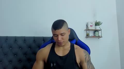 Snapshot of adam_boss chatting on 10.23.25 adam boss online show from 10.23.25