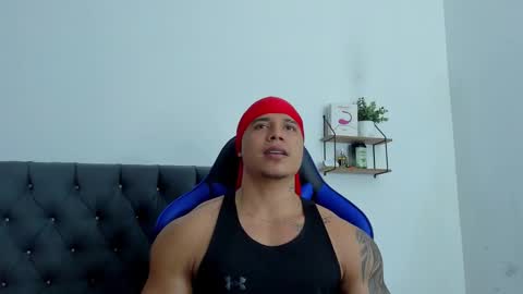 Snapshot of adam_boss chatting on 11.10.25 adam boss online show from 11.10.25