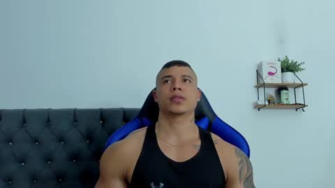 Snapshot of adam_boss chatting on 11.14.25 adam boss online show from 11.14.25