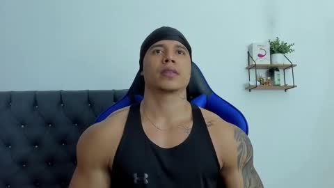 Snapshot of adam_boss chatting on 11.24.25 adam boss online show from 11.24.25