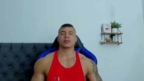 Snapshot of adam_boss chatting on 11.27.25 adam boss online show from 11.27.25