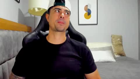 adam clarke online show from 01.09.26