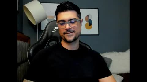 Snapshot of adam_clarke chatting on 05.16.26 adam clarke online show from 05.16.26