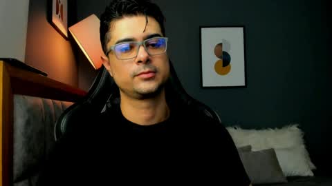 Snapshot of adam_clarke chatting on 06.02.26 adam clarke online show from 06.02.26