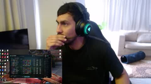 Snapshot of adam_evehotroom chatting on 10.22.25 adam_evehotroom online show from 10.22.25