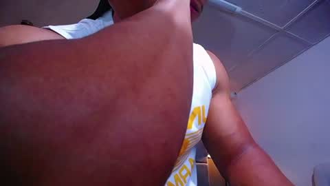 Snapshot of adam_fit19cm chatting on 07.01.26 adam_fit19cm online show from 07.01.26