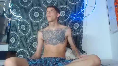 Snapshot of adam_hard_ chatting on 11.19.25 Adam online show from 11.19.25