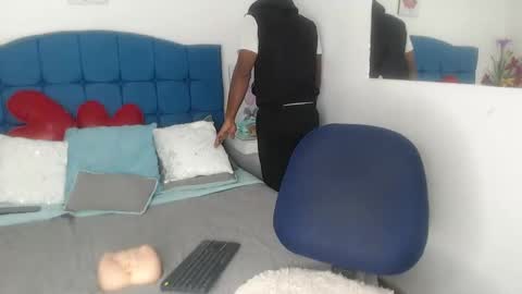 adam_morgan2 online show from 11.12.25