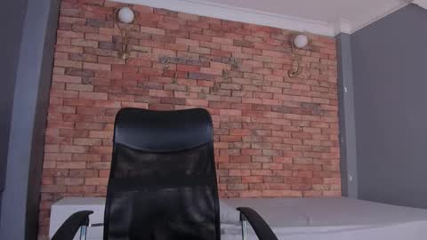 adam_piarse online show from 02.06.26