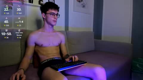 Snapshot of adam_porrter chatting on 01.15.26 Adam online show from 01.15.26