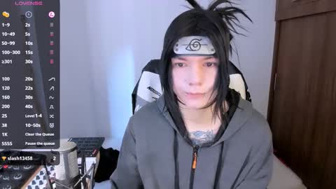 Snapshot of adam_rocket chatting on 11.06.25 Adam online show from 11.06.25