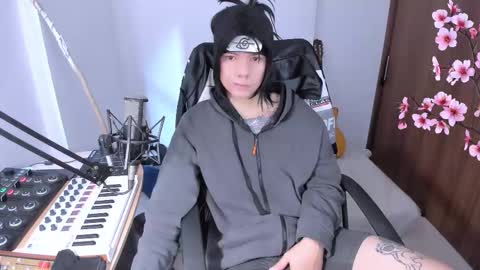 Snapshot of adam_rocket chatting on 12.03.25 Adam online show from 12.03.25