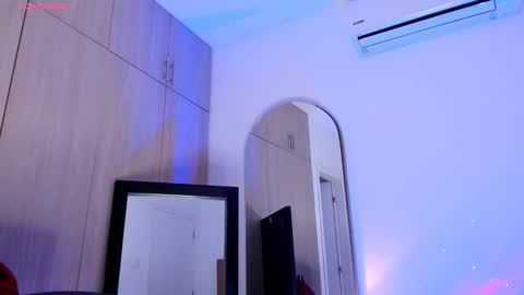 adambrocs1 online show from 11.25.25