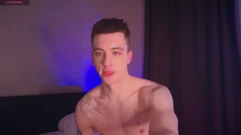 Snapshot of adampolerno chatting on 01.31.25 Hi Im Adam Glad to see u here 3 And its my first day online show from 01.31.25