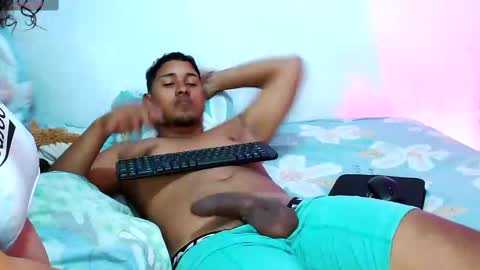 ADAMS Y NIKI online show from 02.14.25