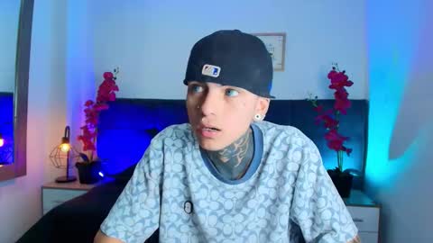 AdamsWalkerr  online show from 03.27.26