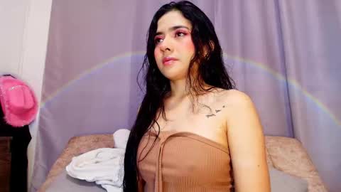 Snapshot of adara_johnson_ chatting on 10.24.25 Adara Johnson online show from 10.24.25