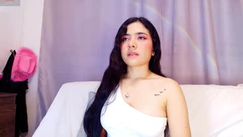 Snapshot of adara_johnson_ chatting on 10.25.25 Adara Johnson online show from 10.25.25