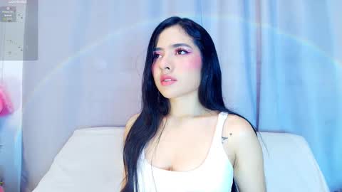 Snapshot of adara_johnson_ chatting on 10.31.25 Adara Johnson online show from 10.31.25