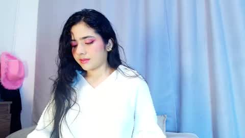 Snapshot of adara_johnson_ chatting on 11.05.25 Adara Johnson online show from 11.05.25