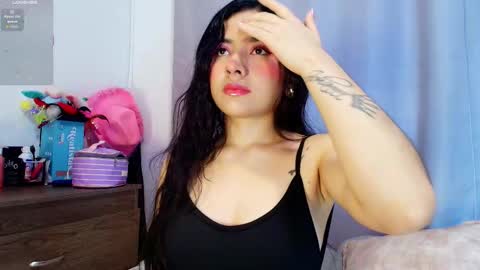 Snapshot of adara_johnson_ chatting on 11.06.25 Adara Johnson online show from 11.06.25