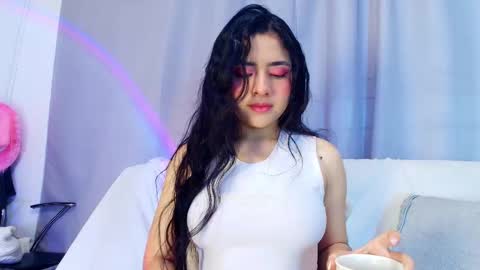 Snapshot of adara_johnson_ chatting on 11.09.25 Adara Johnson online show from 11.09.25